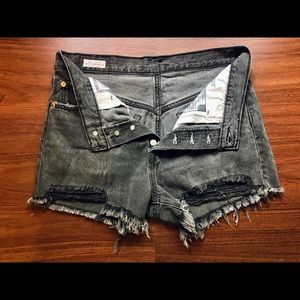 Levi’s Charcoal Wash 501 Shorts